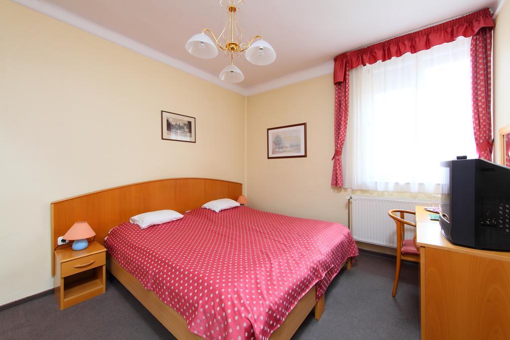 Hotel Blaha Lujza Balatonfüred Buitenkant foto
